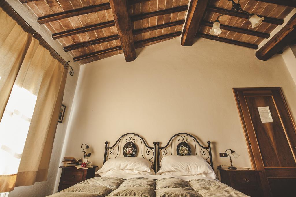 Agriturismo Zampugna Montefollonico Exteriér fotografie